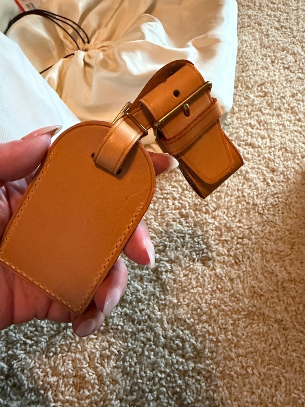 Louis Vuitton Tan Leather Luggage Tag with Strap - Picture 3 of 4